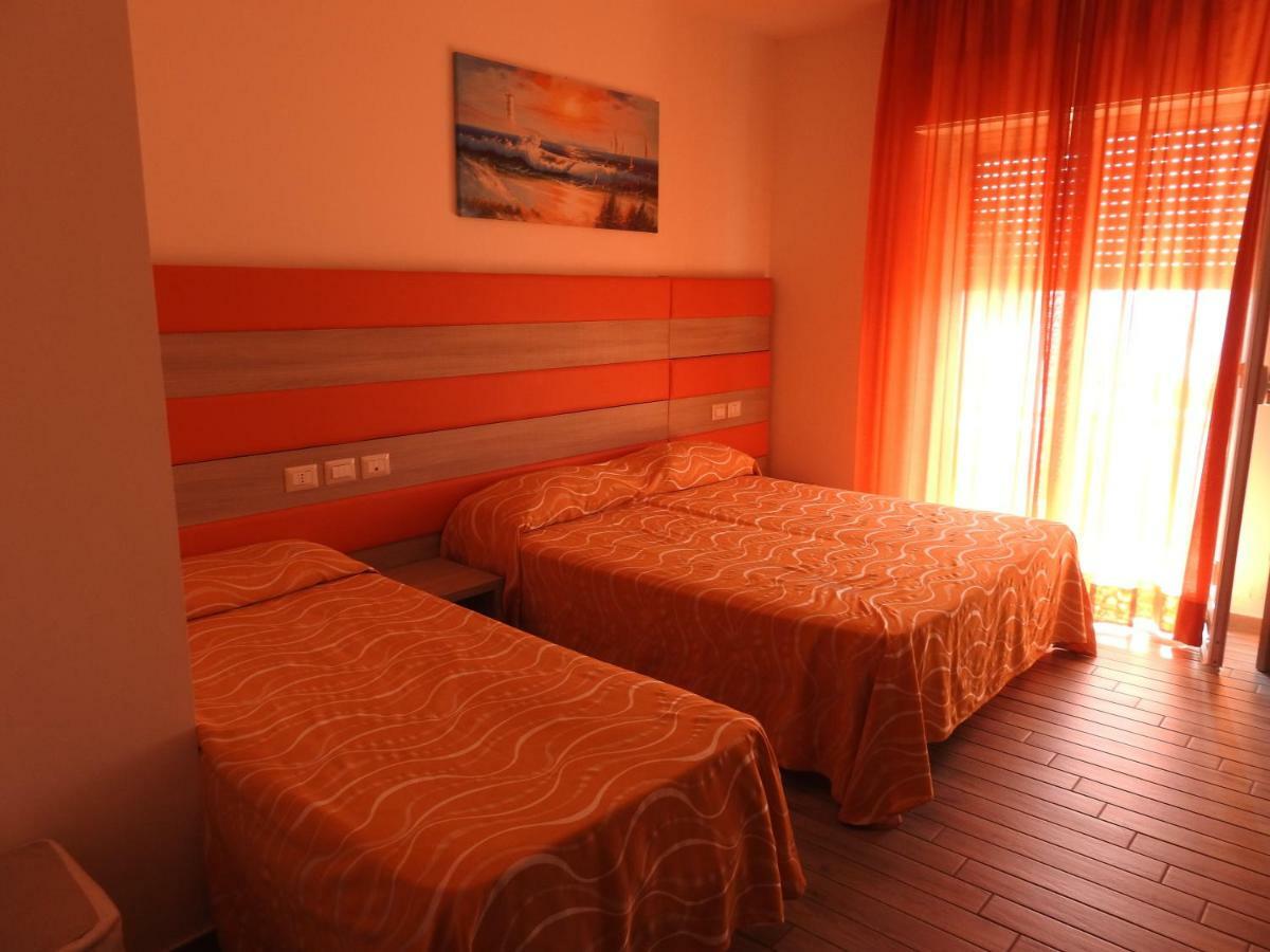Chrismare Hotel Mazzeo Εξωτερικό φωτογραφία