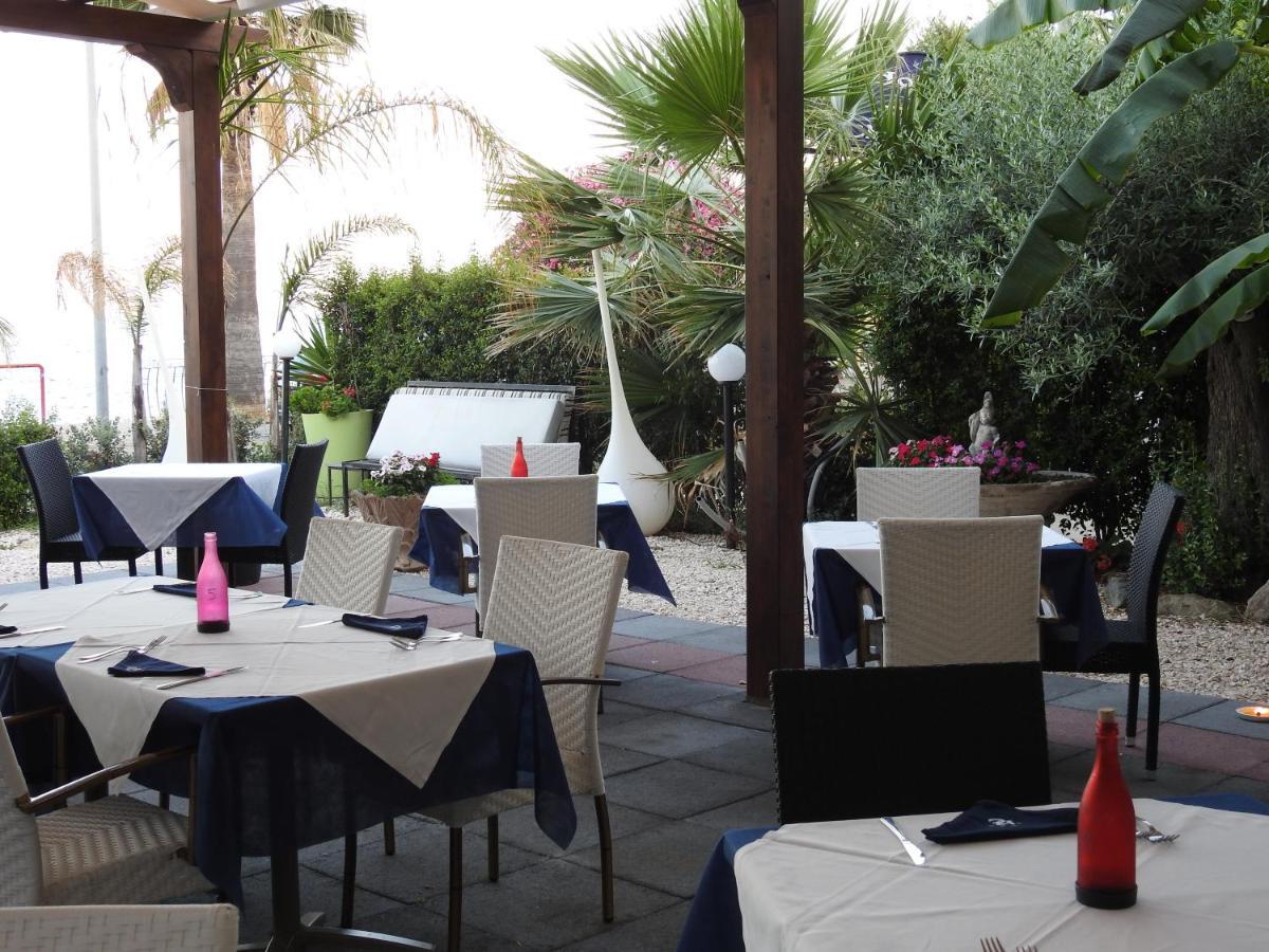 Chrismare Hotel Mazzeo Εξωτερικό φωτογραφία