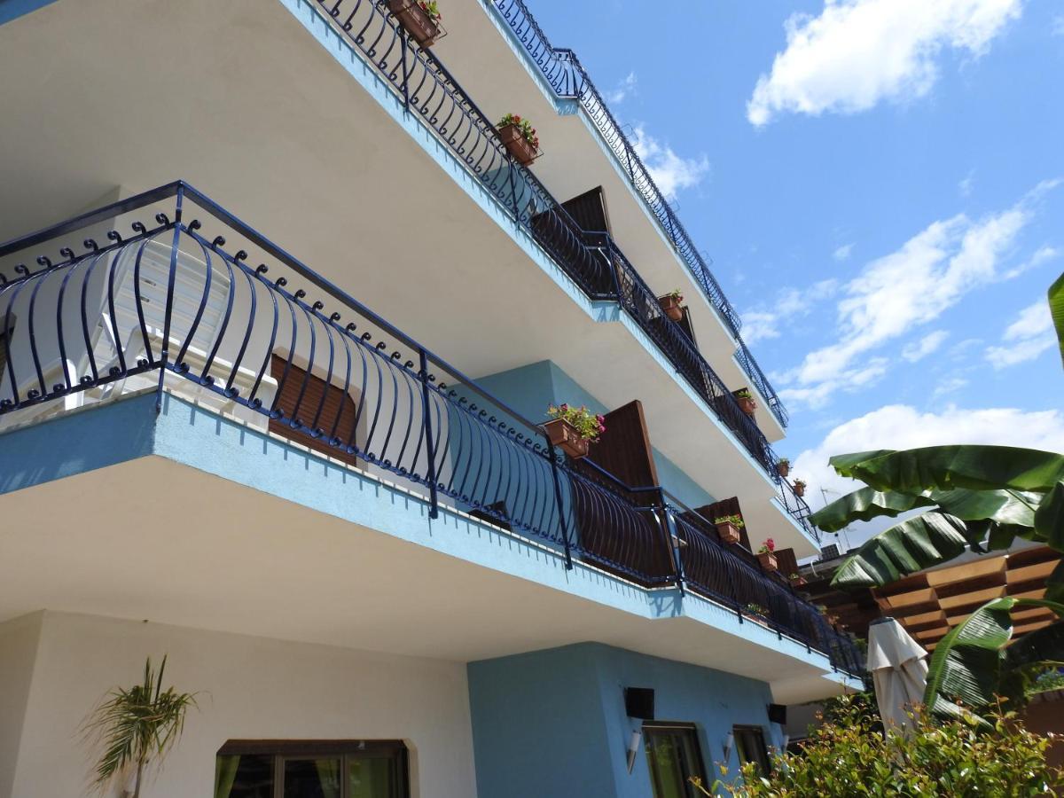 Chrismare Hotel Mazzeo Εξωτερικό φωτογραφία